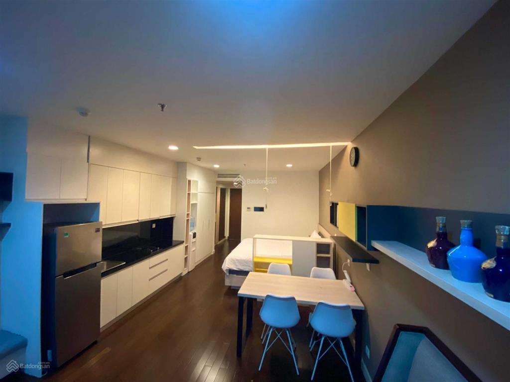 Cần tiền bán gấp căn hộ the lancaster  20 núi trúc, 45m2, studio, đủ đồ, giá thỏa thuận 0941 882 ***