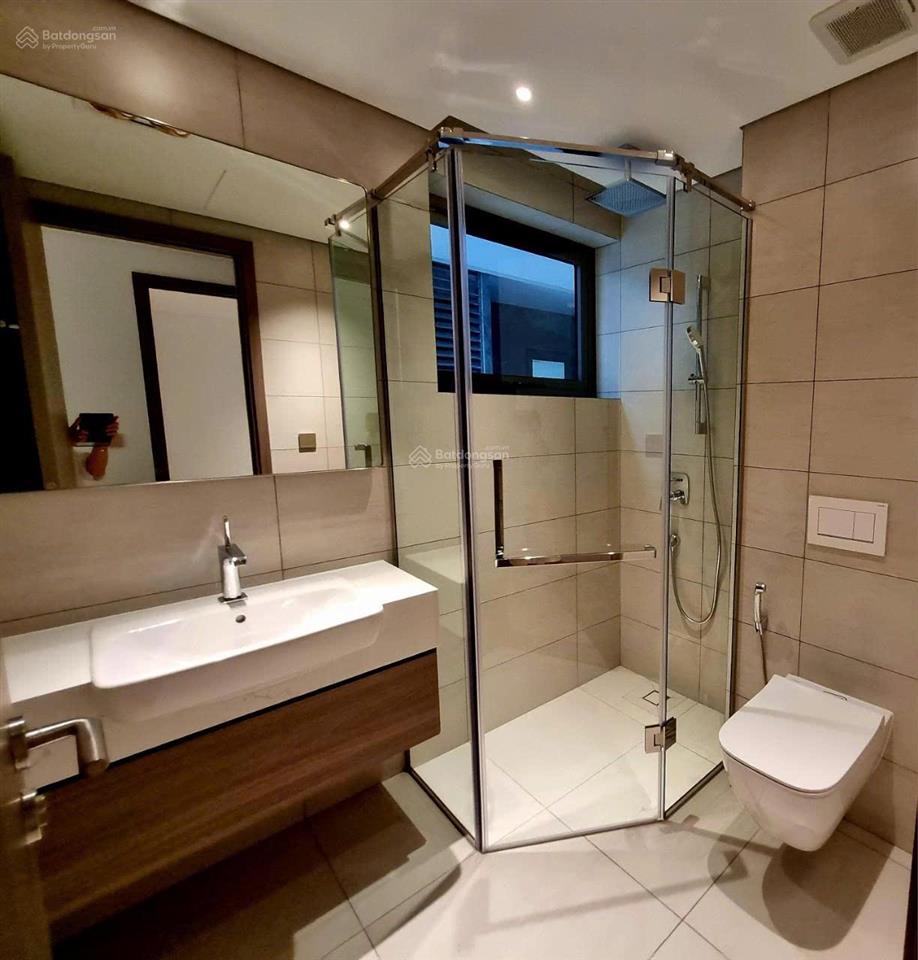 Cần bán gấp căn hộ chung cư green diamond  93 láng hạ, 180m2, 4pn, đủ đồ, tầng cao,  0941 882 ***