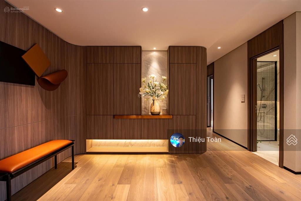 Hàng hot! bán căn 2pn đẹp nhất vinhomes nguyễn chí thanh, 86m2, view hồ, chỉ 10.8 tỷ 0941 882 ***