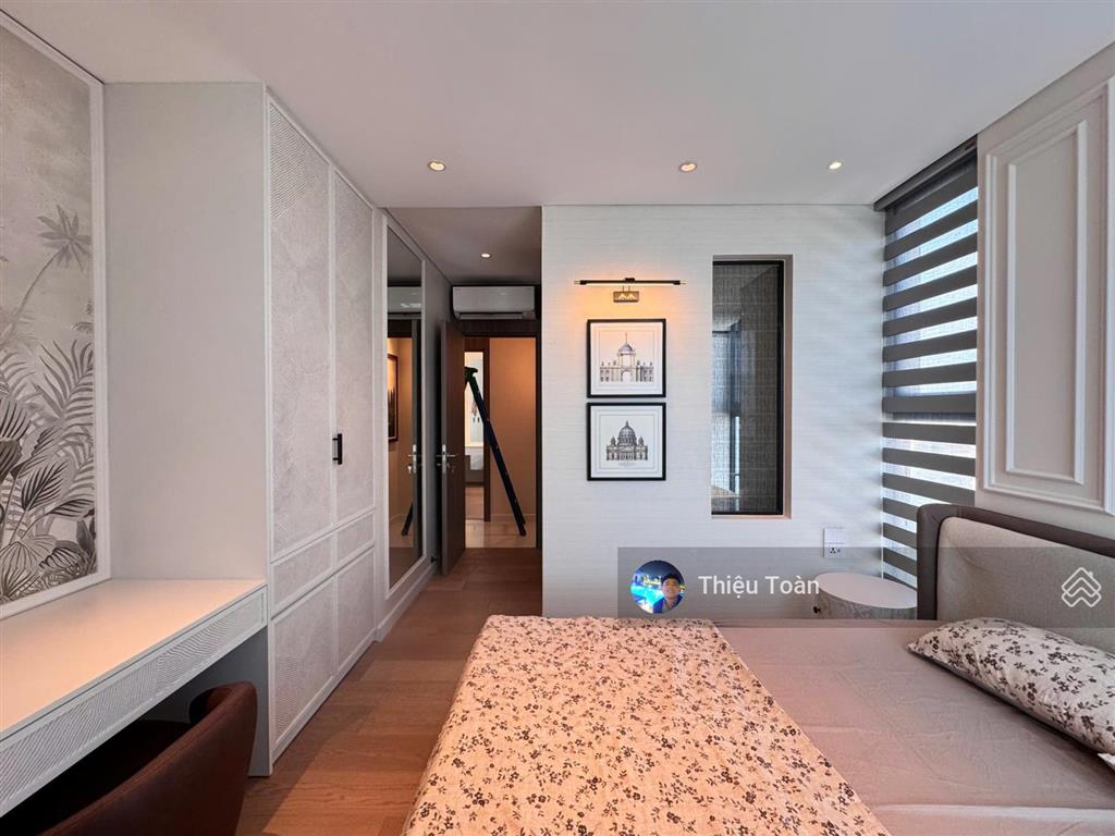 Cho thuê tại hoàng thành tower  114 mai hắc đế, 132m2, 2pn, đủ đồ, chỉ 30 tr/th  0941 882 ***