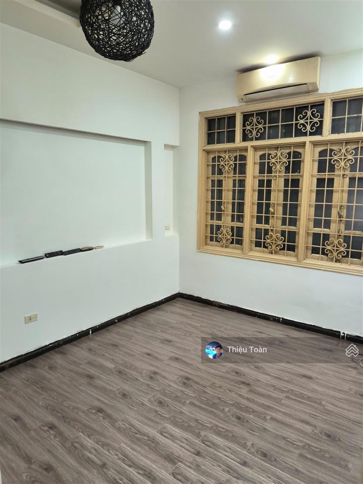 Cho thuê gấp nhà riêng 40m2, 9,5 triệu, đào tấn, phường giảng võ, quận ba đình, hà nội