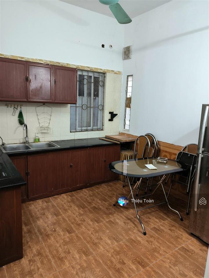Cho thuê gấp nhà riêng 40m2, 9,5 triệu, đào tấn, phường giảng võ, quận ba đình, hà nội