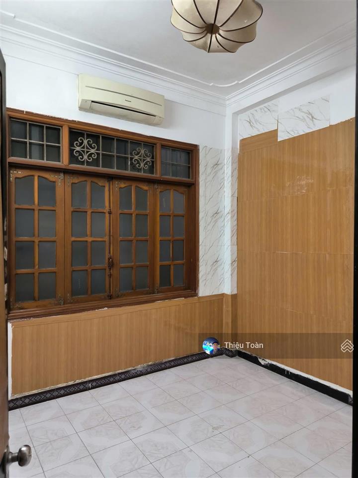 Cho thuê gấp nhà riêng 40m2, 9,5 triệu, đào tấn, phường giảng võ, quận ba đình, hà nội
