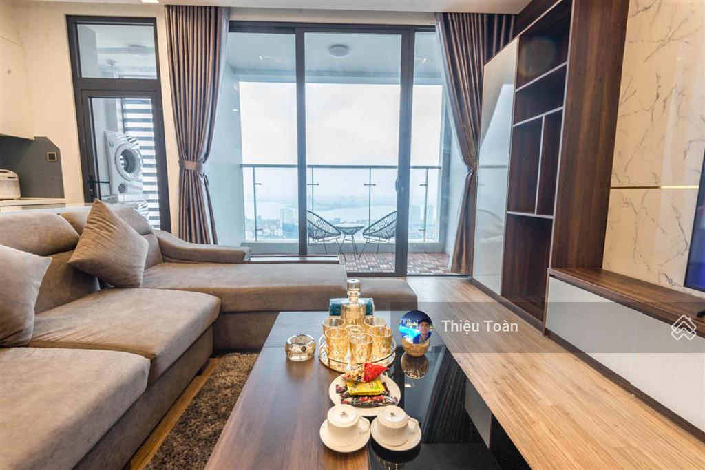 Cho thuê căn góc tại chung cư han jardin, 126m², 3pn, tầng cao, giá chỉ 26tr/tháng  0941 882 ***