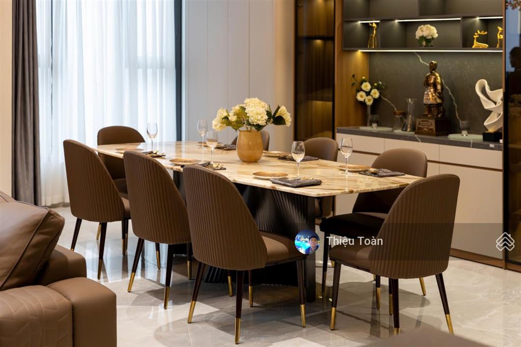Cho thuê biệt thự khu h7  kđt starlake, đất 220m2, diện tích xd 100m2, 3 tầng, 1 tum, giá 50tr/th