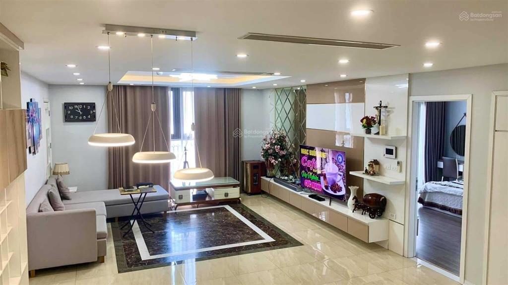 Bán nhanh căn hộ chung cư thành công tower  57 láng hạ 200m2, 4pn, đủ đồ, giá rẻ 0941 882 ***