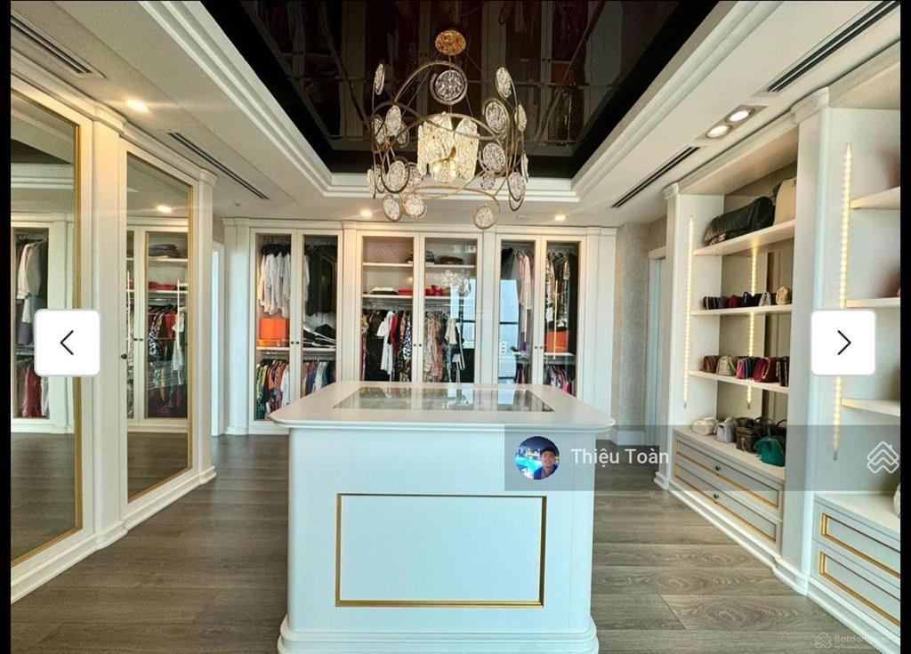 Cần cho thuê căn hộ vip(căn k) tòa 902  starlake, 154m2, 4 phòng ngủ, đủ đồ, tầng cao 0941 882 ***