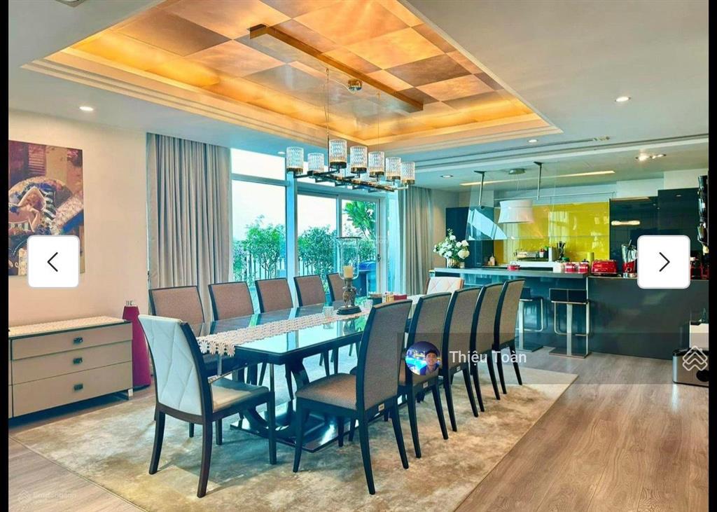 Cần cho thuê căn hộ vip(căn k) tòa 902  starlake, 154m2, 4 phòng ngủ, đủ đồ, tầng cao 0941 882 ***