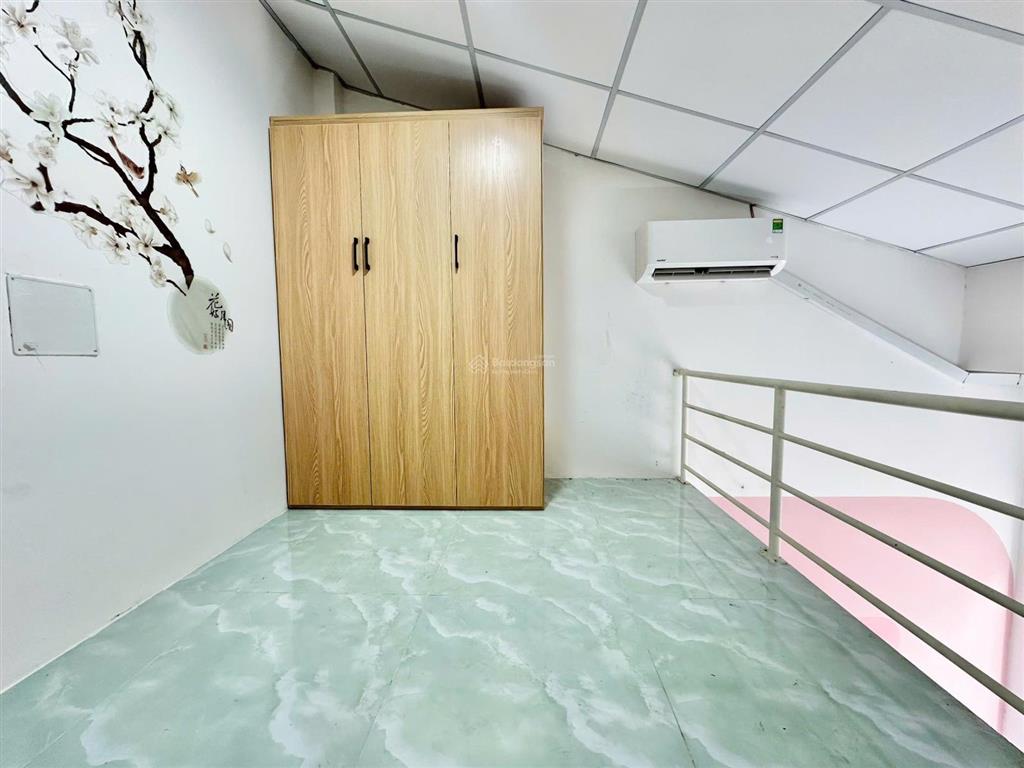 Q2 cho thuê căn gác cao  ban công full nội thất gần lê hữu kiều  trương văn bang