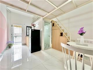 Q2 cho thuê căn gác cao  ban công full nội thất gần lê hữu kiều  trương văn bang