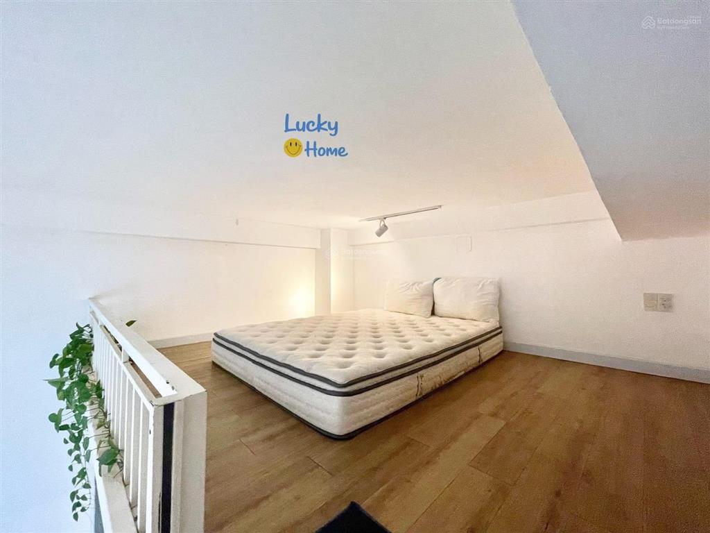 Duplex tại quận 2 gác rộng có ban công lớn full nội thất