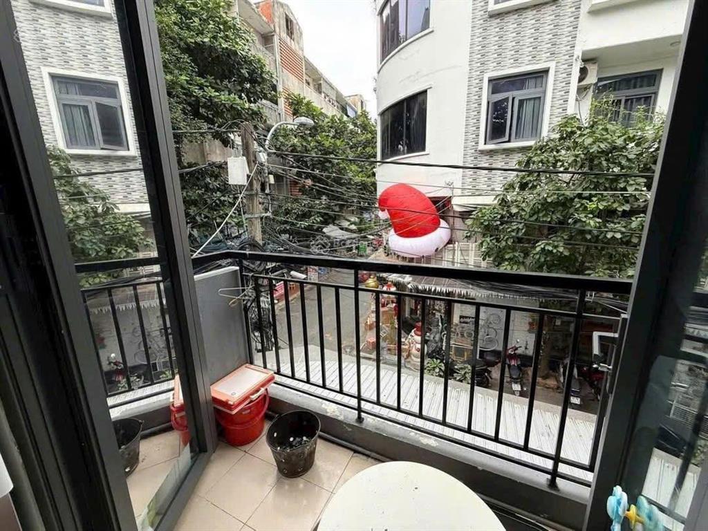 Trọ có gác có ban công ngay thạnh mỹ lợi gần sala quận 2