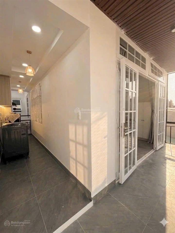Studio ban công 35m2 ngay cát lái giáp q7q9 có máy giặt riêng