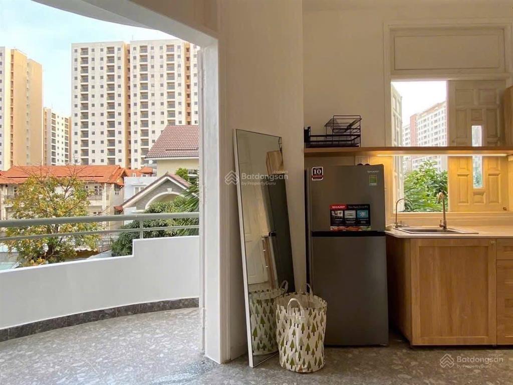 Studio ban công | umt cát lái | q2 gần trường học full nt