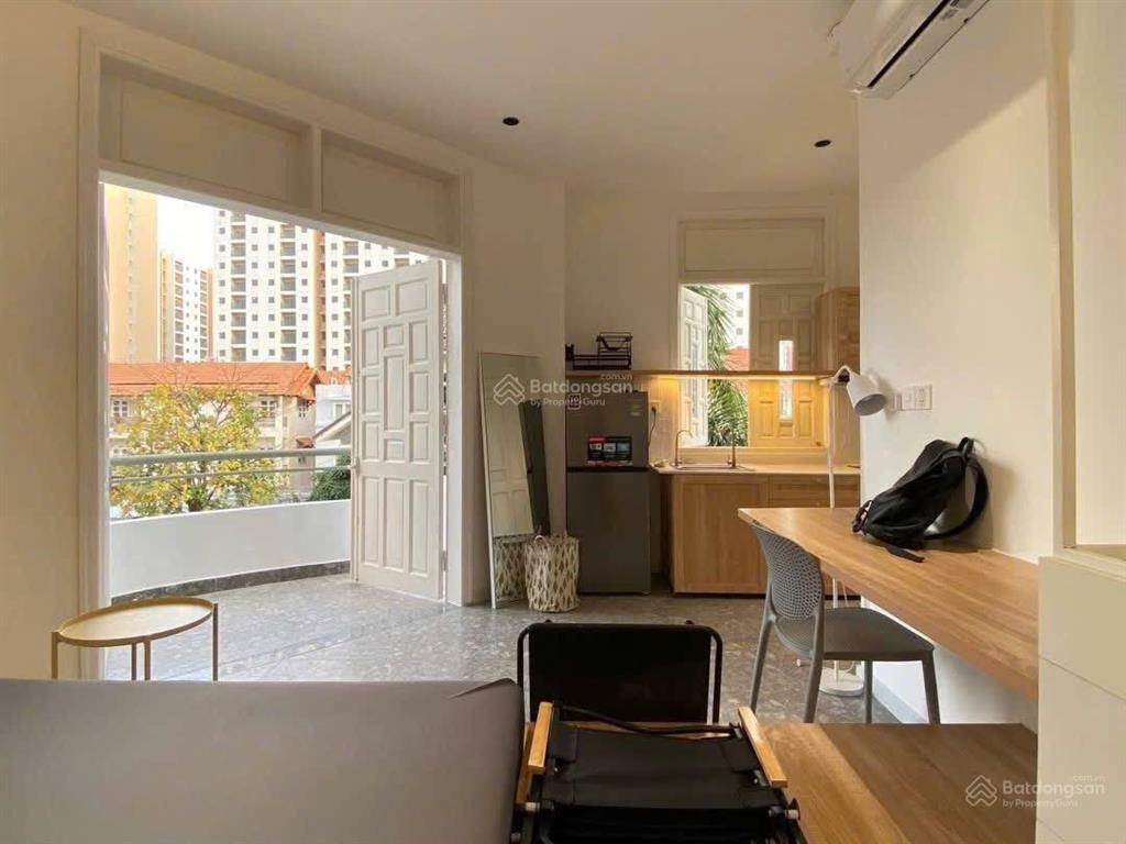Studio ban công | umt cát lái | q2 gần trường học full nt