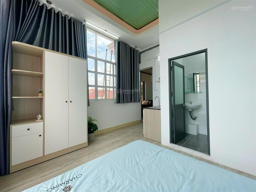 Studio ban công 30m2 sau the sun avenue q2 (sát q1 & thảo điền)