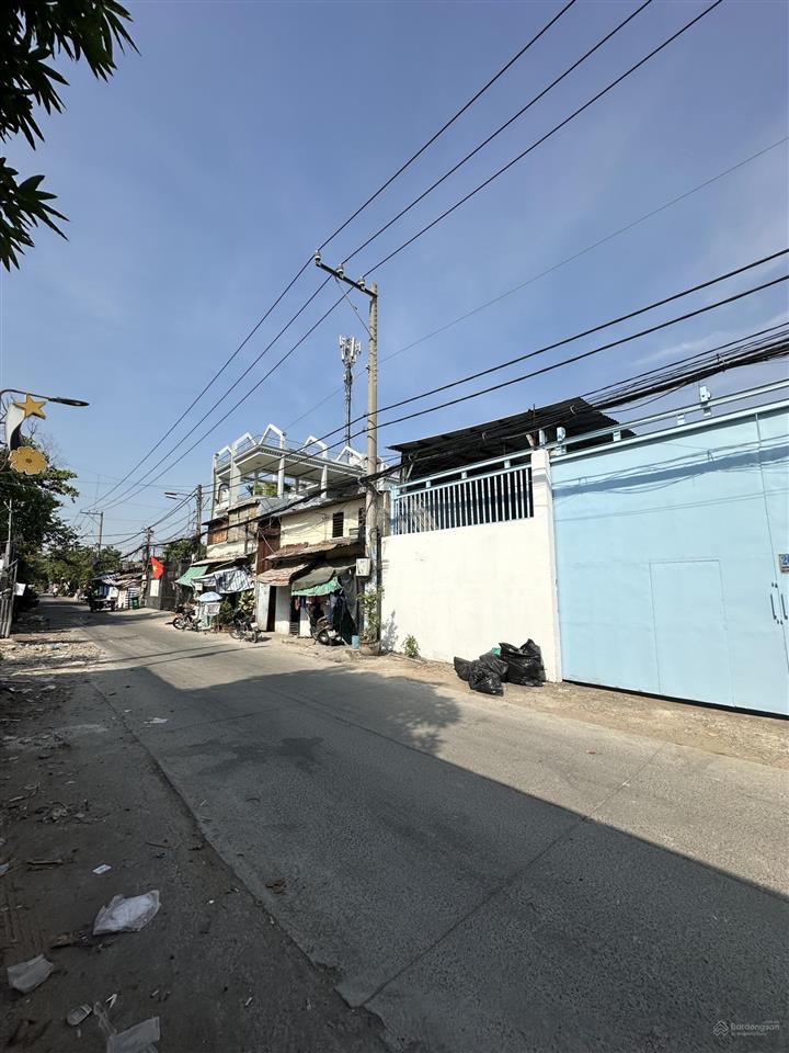 Cho thuê kho xưởng mặt tiền đường c4 phạm hùng