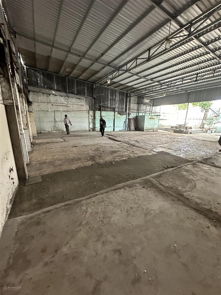 Cho thuê kho xưởng 300m2 hxh c7d & cao lỗ giá chỉ 18tr/tháng