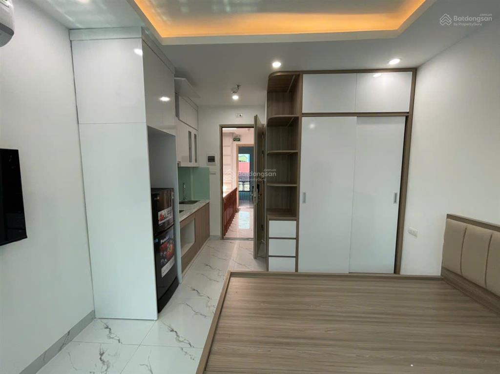 Bán gấp nhà riêng 50m², 11 tỷ tại lạc long quân, xây 5 tầng, 8 phòng, đang khai thác 32tr/tháng.