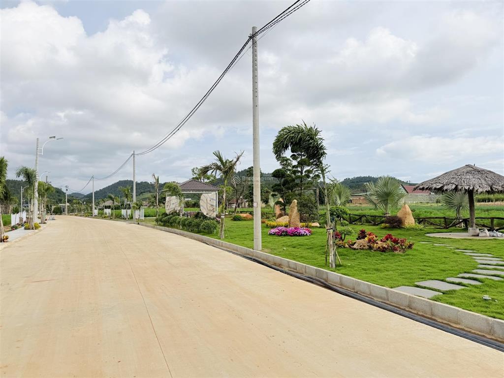 Bán đất đường nhựa + vỉa hè 7m tại phú hội, cách thống nhất 200m, 114m2, sẵn 75tc, giá 1,399 tỷ