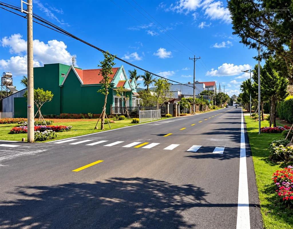 Bán lô đất đẹp  vip đường nhựa 8m tại liên hiệp, 100m2, sẵn thổ cư, sẵn sổ, giá 1,250 tỷ