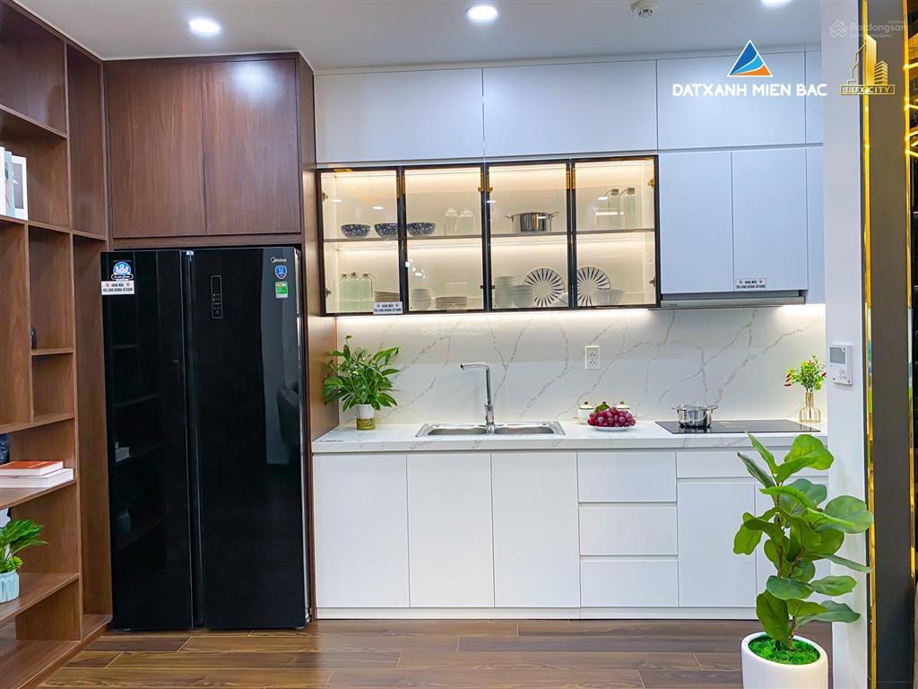 Bán gấp cc luxcity cẩm phả, 1,4 tỷ, 59m2, 2pn, 2wc, đầy đủ nội thất, view siêu đẹp