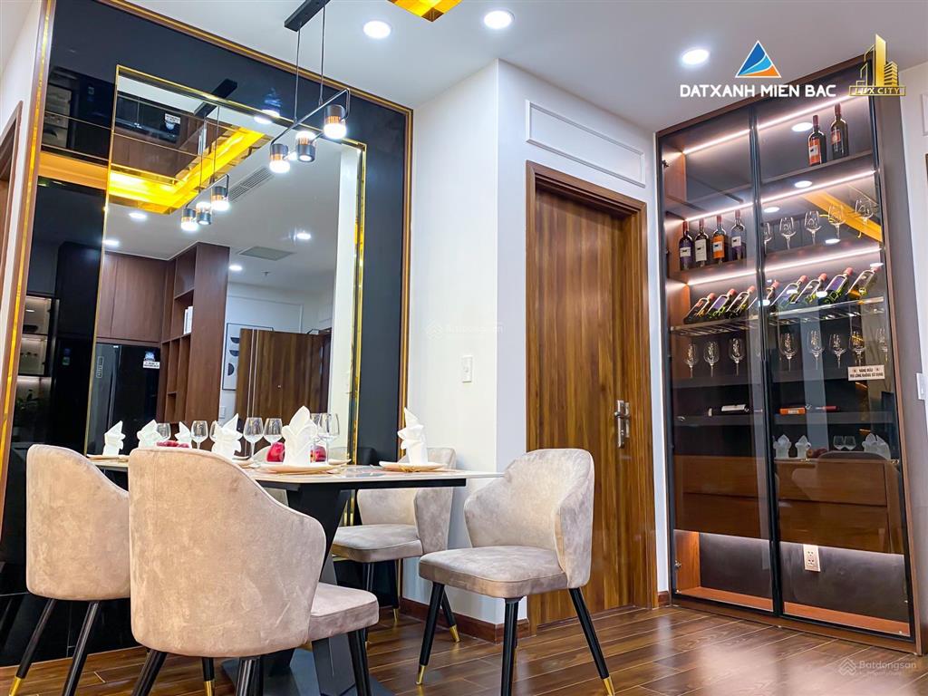 Bán gấp cc luxcity cẩm phả, 1,4 tỷ, 59m2, 2pn, 2wc, đầy đủ nội thất, view siêu đẹp