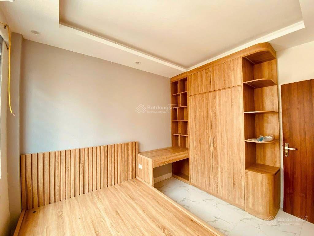 Nhà đẹp xuân la  khu vip tây hồ. ô tô vào nhà