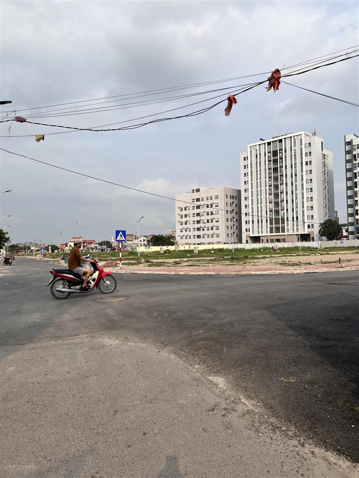 Lô đất giá đầu tư mặt ngõ to như phố oto tránh kinh doanh không quy hoạch.