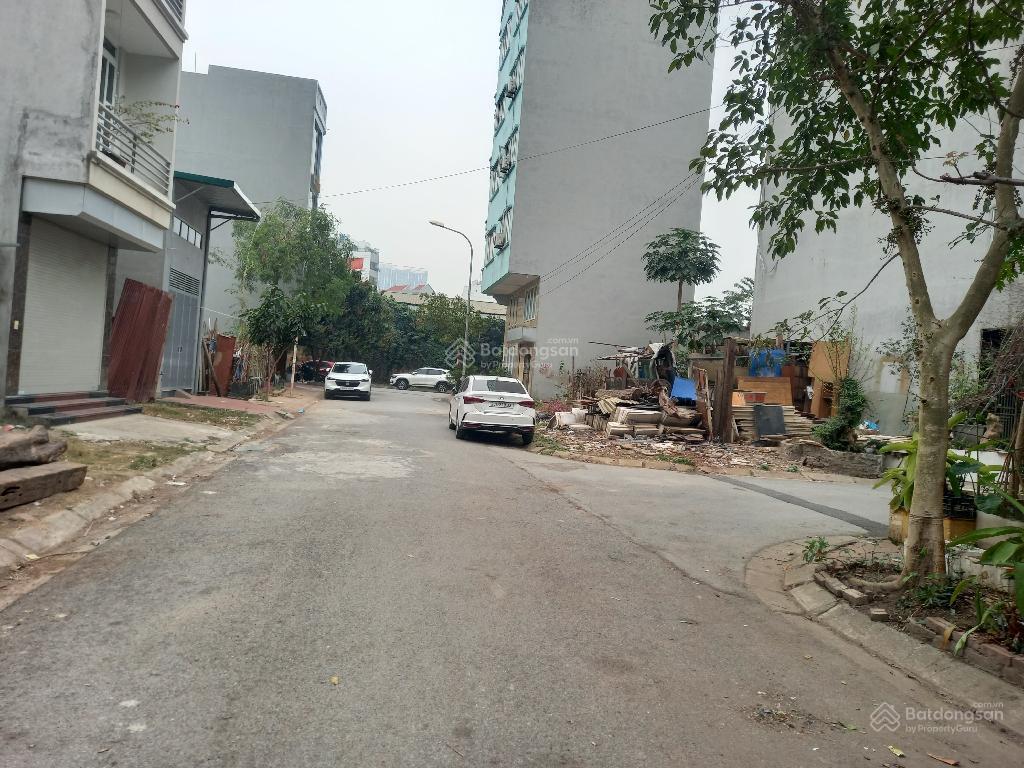 Đất đẹp khu phân lô tái định cư phú diễn  trước nhà 4 làn ô tô. vỉa hè. kinh doanh đỉnh