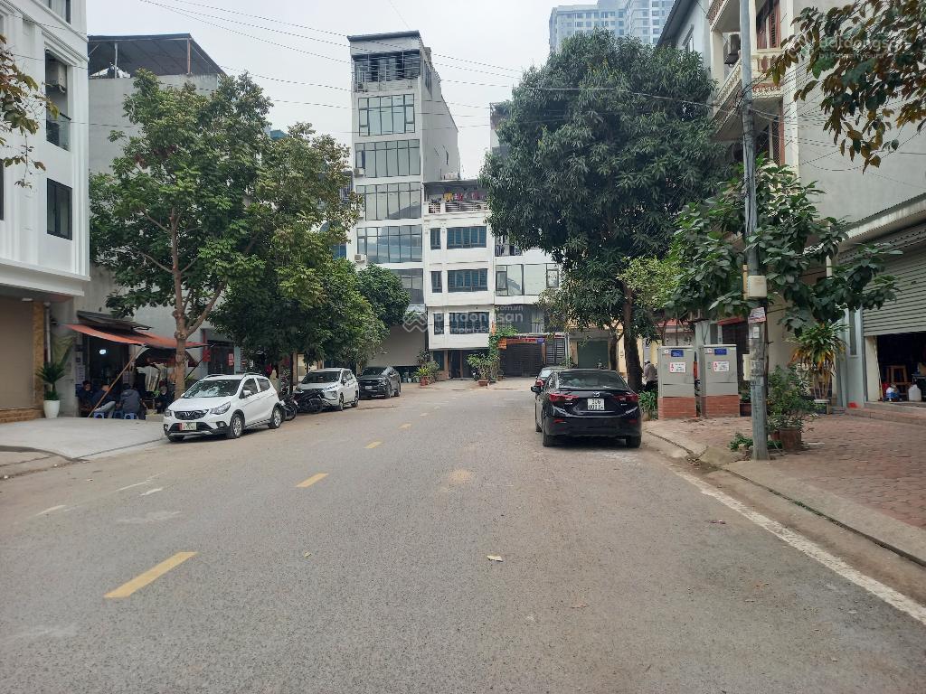 Đất đẹp khu phân lô tái định cư phú diễn  trước nhà 4 làn ô tô. vỉa hè. kinh doanh đỉnh