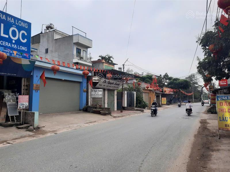 Mặt phố tây tựu  kinh doanh siêu đỉnh  thửa vuông hoa hậu. mặt tiền rộng xây toà văn phòng đẹp