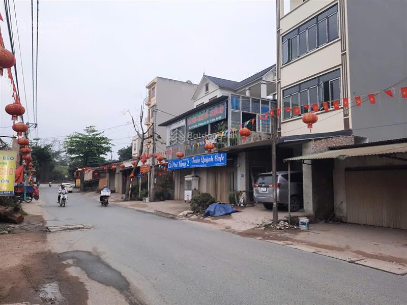 Mặt phố tây tựu  kinh doanh siêu đỉnh  thửa vuông hoa hậu. mặt tiền rộng xây toà văn phòng đẹp