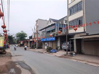 Mặt phố tây tựu  kinh doanh siêu đỉnh  thửa vuông hoa hậu. mặt tiền rộng xây toà văn phòng đẹp