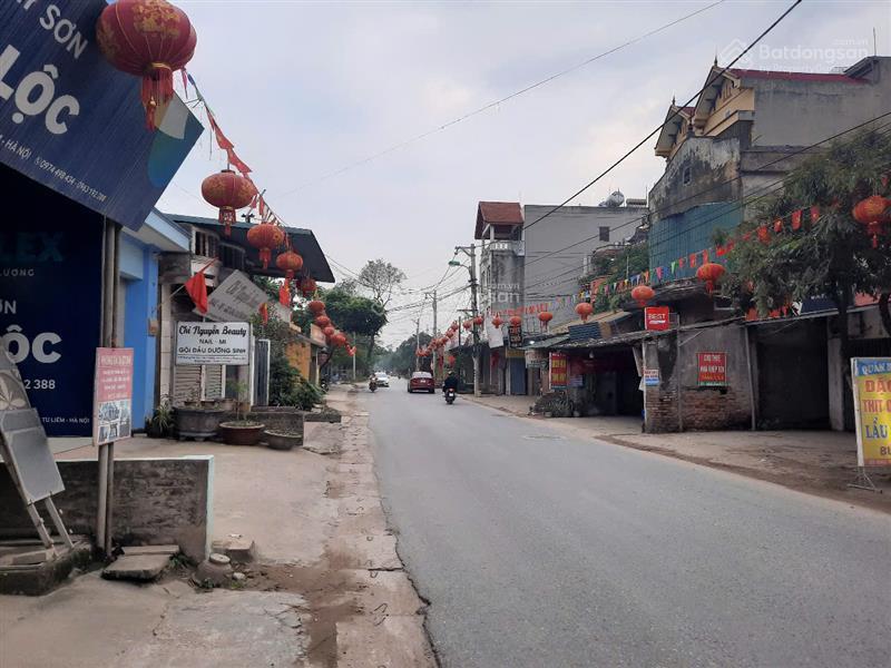 Mặt phố tây tựu  kinh doanh siêu đỉnh  thửa vuông hoa hậu. mặt tiền rộng xây toà văn phòng đẹp