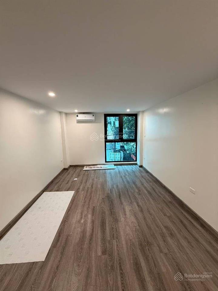 Nhà xây mới 7 tầng thang máy vừa ở vừa cho thuê