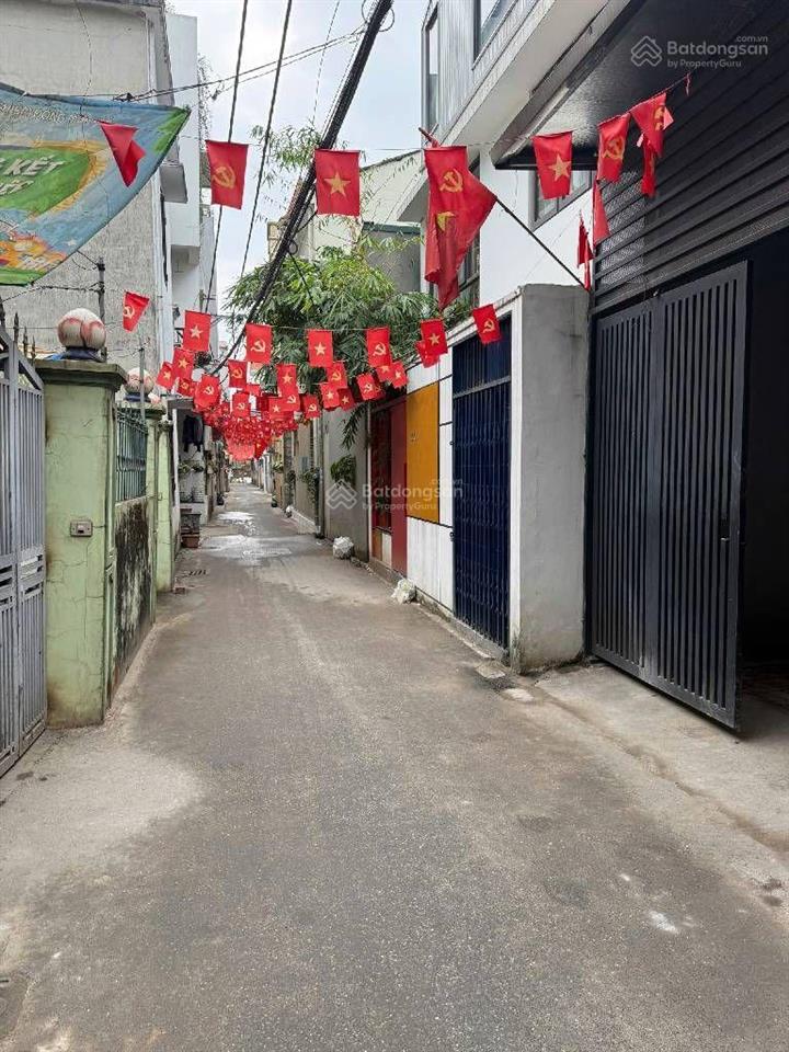 Nhà xây mới 7 tầng thang máy vừa ở vừa cho thuê