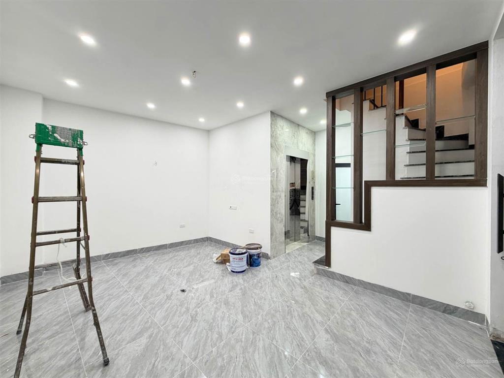 Nhà mới đẹp đường an dương vương 6 tầng thang máy. về ở ngay