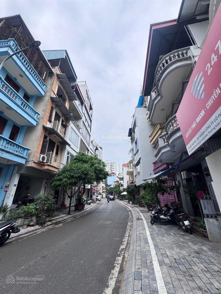Nhà dòng tiền phố lạc long quân trung tâm tây hồ  hiệu suất cho thuê cao. doanh thu khủng