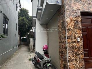 Nhà xây mới đống ba  thượng cát 5 tầng thang máy. nhà mới đẹp về ở ngay