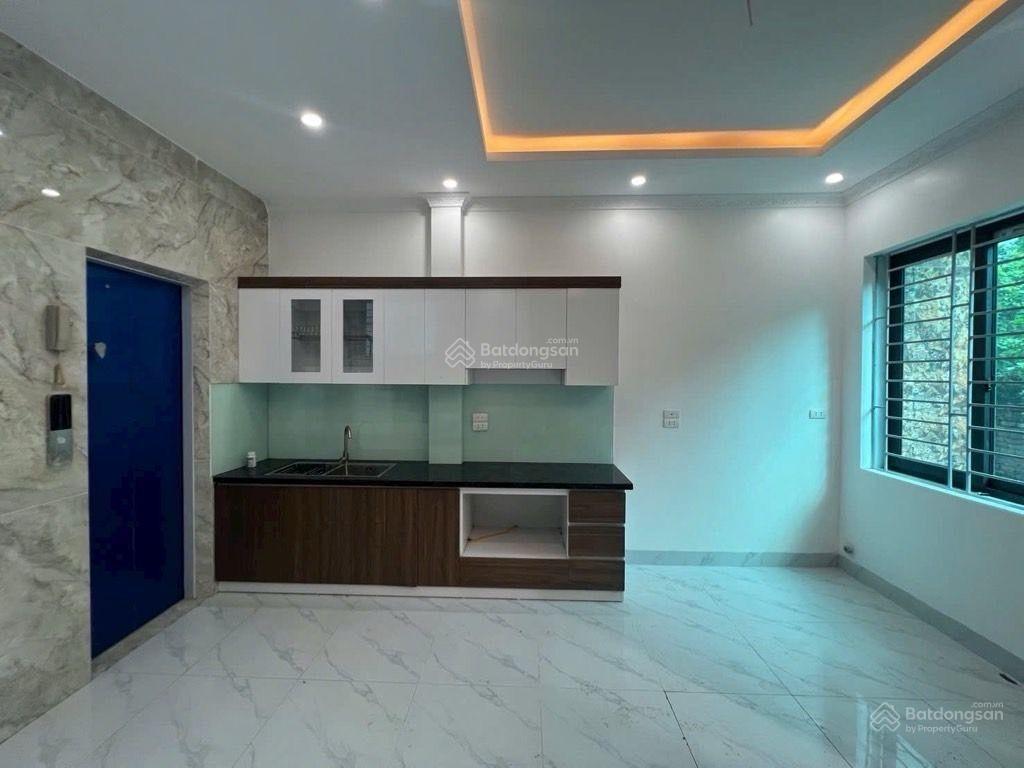 Nhà xây mới đống ba  thượng cát 5 tầng thang máy. nhà mới đẹp về ở ngay