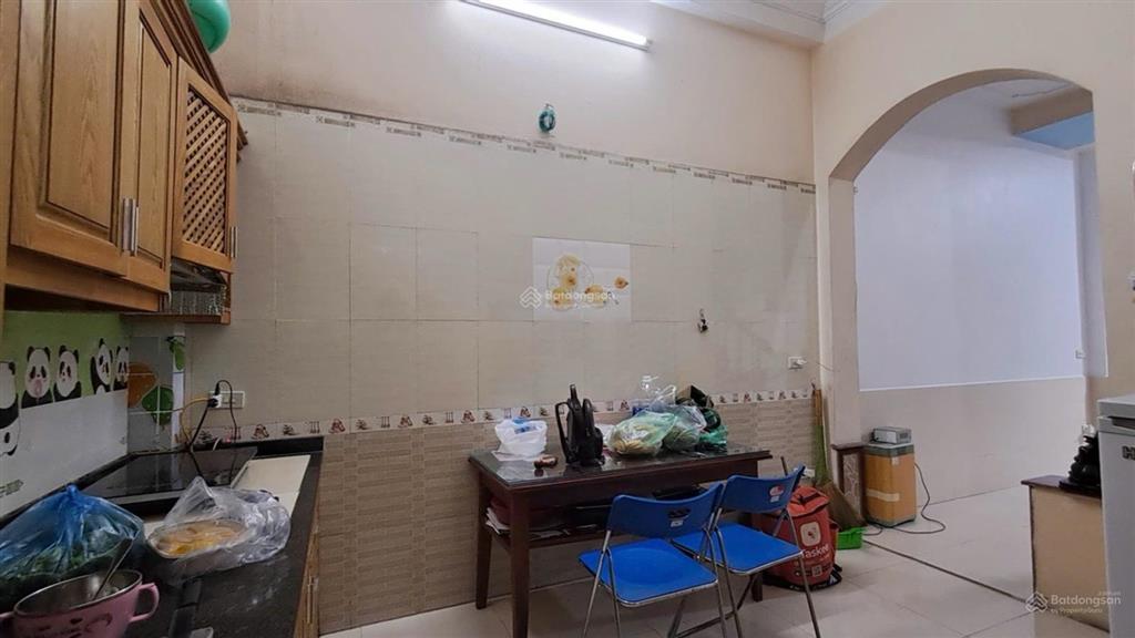 Nhà dân xây hồ tùng mậu vị trí đẹp. trước nhà thoáng vĩnh viễn  giá cực tốt so với khu vực