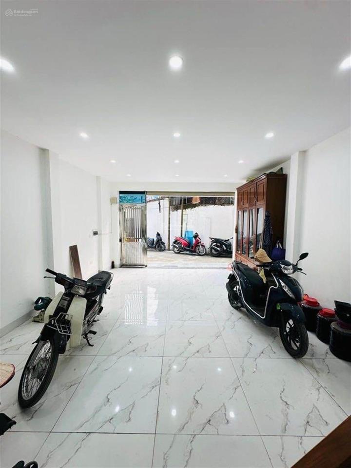 Nhà dân xây đường an dương vương 6 tầng thang máy. giá hợp lý nhất khu vực. chủ cực thiện chí bán