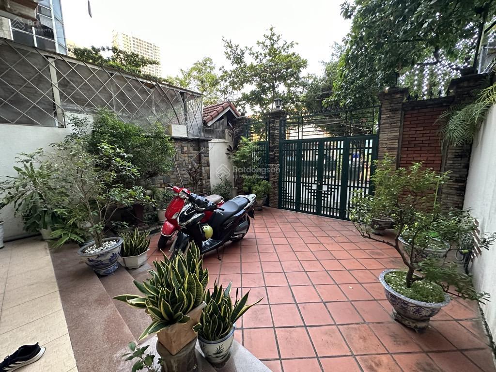 Nhà dân xây nguyễn đổng chi vị trí đắc địa kinh doanh văn phòng cực đẹp