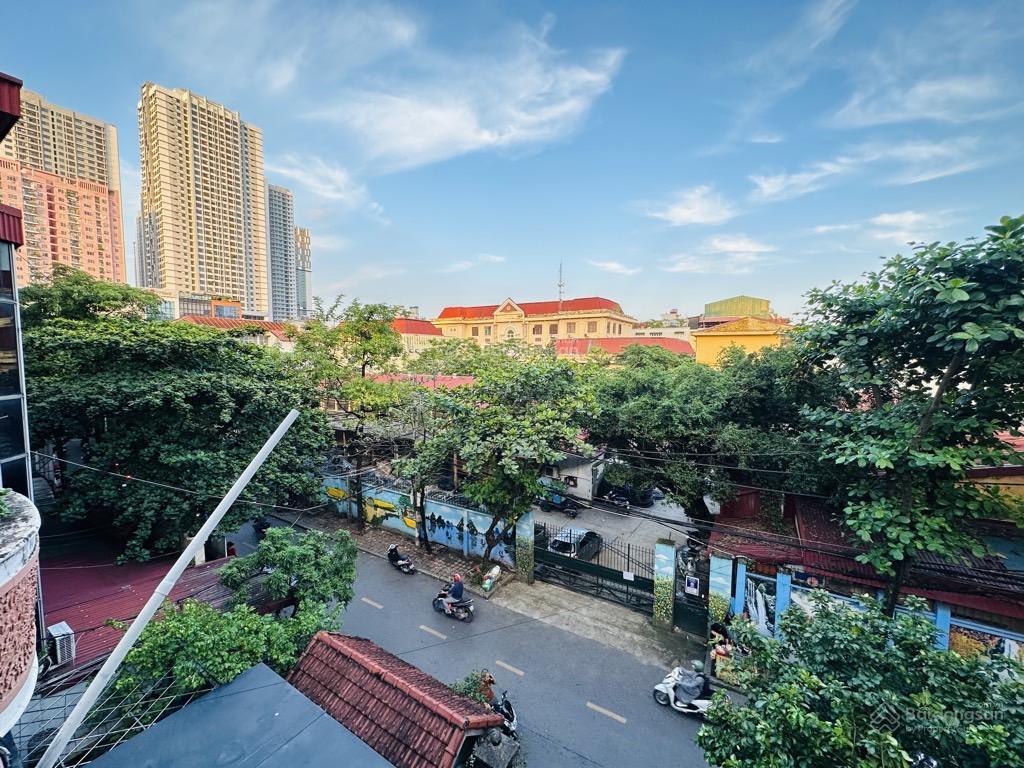 Nhà dân xây nguyễn đổng chi vị trí đắc địa kinh doanh văn phòng cực đẹp