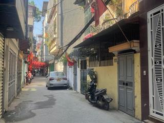Phân lô ô tô tránh nhà cũ chủ xác định bán đất đường tân xuân. sổ đỏ vuông đẹp nét căng