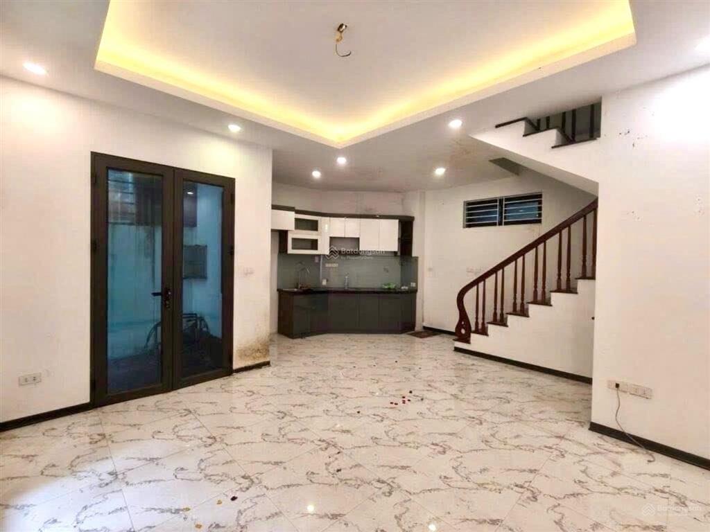 Nhà dân xây thụy phương full nội thất về ở ngay. giá tham khảo tốt trong khu vực