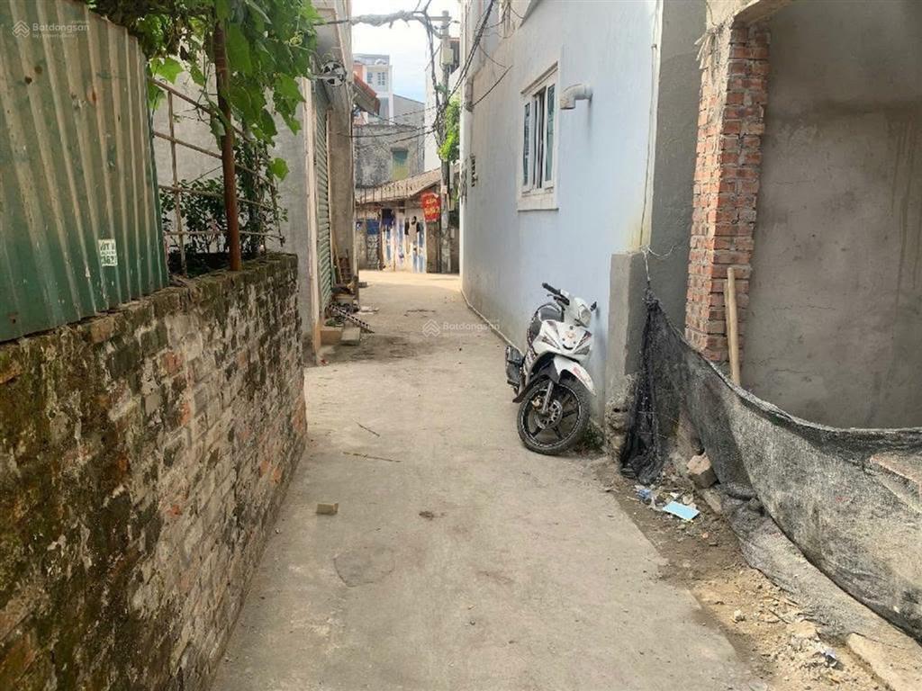 Đất đẹp tây tựu thửa vuông. khu vực đông dân cư ko quy hoạch
