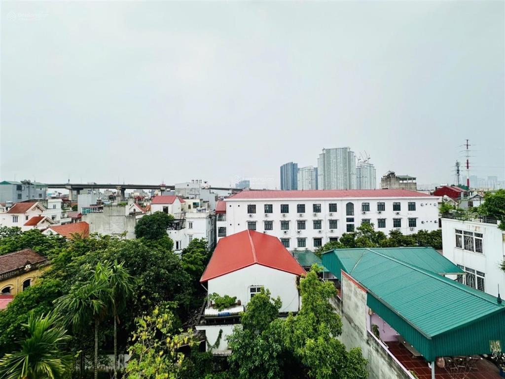 Nhà dân xây phố đông ngạc  6 tầng thang máy. sổ đẹp  chủ thiện chí bán