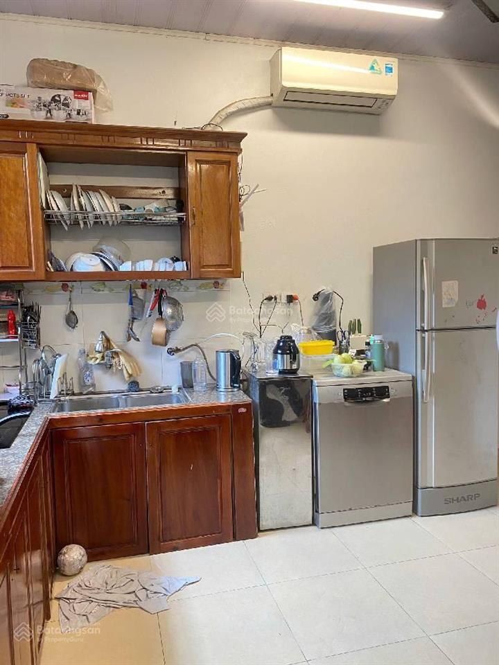 Bán đất tặng nhà 1 tầng đường đại cát. chủ cực thiện chí. trước nhà 16 chỗ đỗ cửa